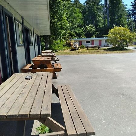 Dolphin Motel Tofino Exterior foto
