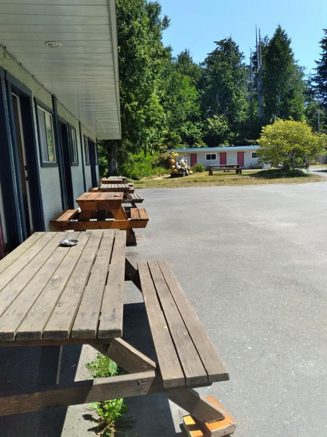 Dolphin Motel Tofino Exterior foto